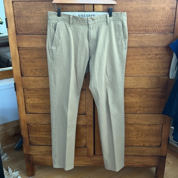 🐪33Wx30LUltimate Chinos | Slim Fit | Dockers Men's Beige / Tan / Khaki Pants - Picture 13 of 16